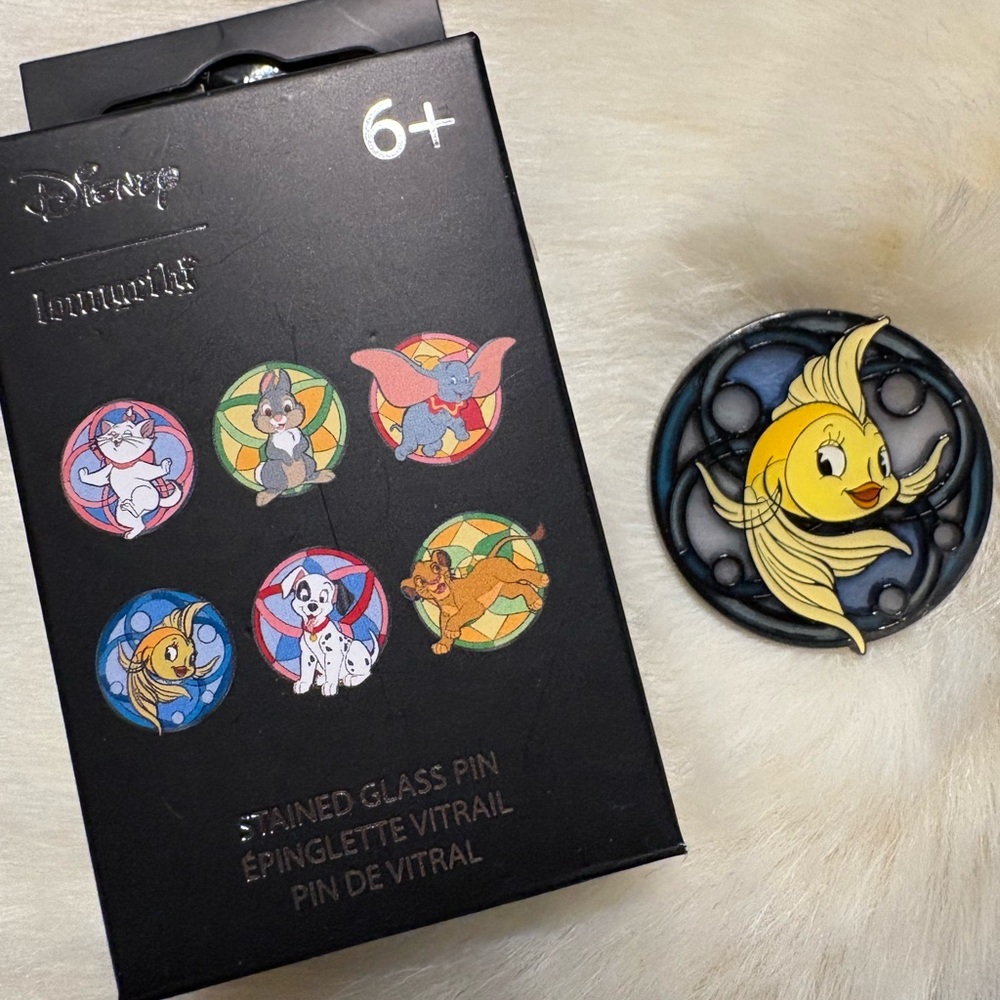 Disney Loungefly Stained Glass Cleo Fish Pin